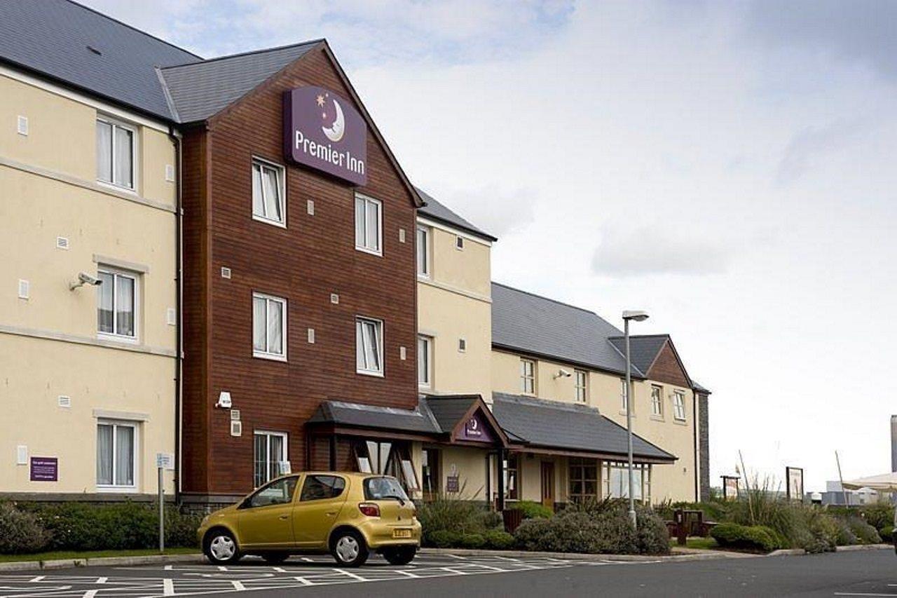 Premier Inn Carrickfergus Bagian luar foto