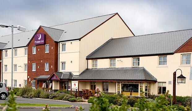 Premier Inn Carrickfergus Bagian luar foto